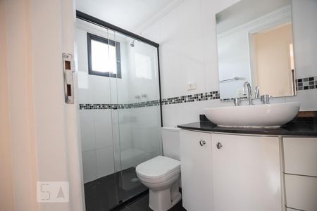 Apartamento para alugar com 69m², 2 quartos e 1 vaga Apartamento para alugar com 69m², 2 quartos e 1 vagaBanheiro