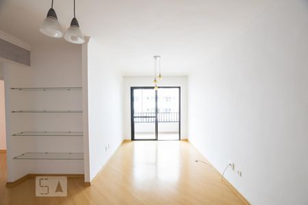 Apartamento para alugar com 69m², 2 quartos e 1 vaga Apartamento para alugar com 69m², 2 quartos e 1 vagaSala
