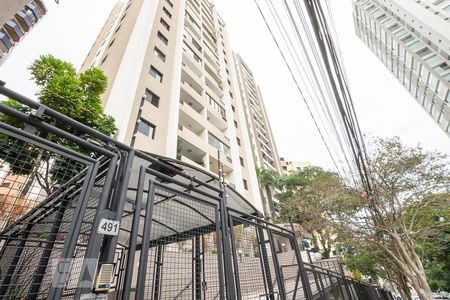 Apartamento para alugar com 69m², 2 quartos e 1 vaga Apartamento para alugar com 69m², 2 quartos e 1 vagaFachada