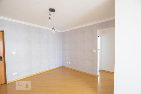 Apartamento para alugar com 69m², 2 quartos e 1 vaga Apartamento para alugar com 69m², 2 quartos e 1 vagaSala