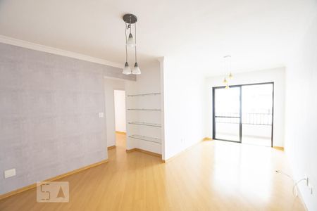 Apartamento para alugar com 69m², 2 quartos e 1 vaga Apartamento para alugar com 69m², 2 quartos e 1 vagaSala