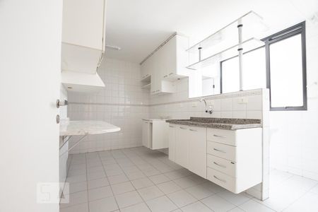 Apartamento para alugar com 69m², 2 quartos e 1 vaga Apartamento para alugar com 69m², 2 quartos e 1 vagaCozinha