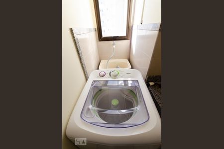 Lavanderia de apartamento para alugar com 1 quarto, 50m² em Cambuí, Campinas