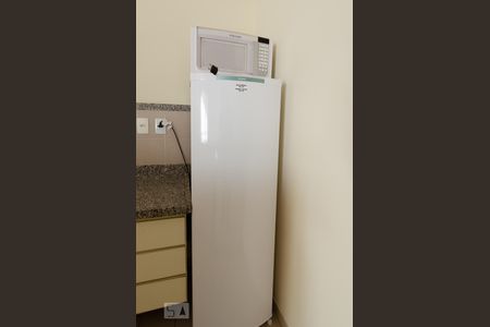 Cozinha de apartamento para alugar com 1 quarto, 50m² em Cambuí, Campinas