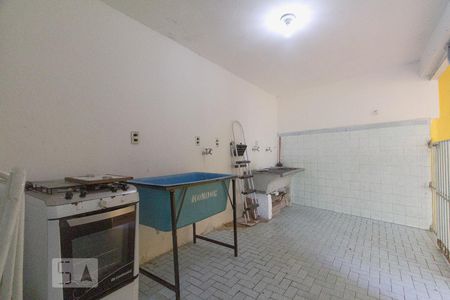 Casa à venda com 180m², 3 quartos e 2 vagasÁrea de Serviço