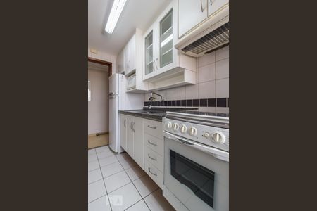 Apartamento para alugar com 55m², 2 quartos e 2 vagasCozinha