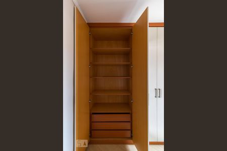 Apartamento para alugar com 55m², 2 quartos e 2 vagasQuarto