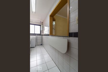 Apartamento para alugar com 55m², 2 quartos e 2 vagasCozinha