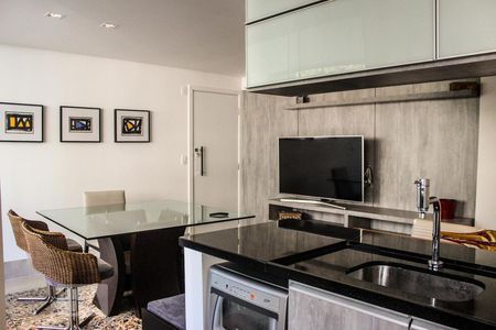 Sala de apartamento para alugar com 2 quartos, 70m² em Sion, Belo Horizonte