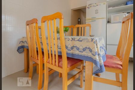 Cozinha de casa à venda com 2 quartos, 75m² em Vila Caraguatá, São Paulo