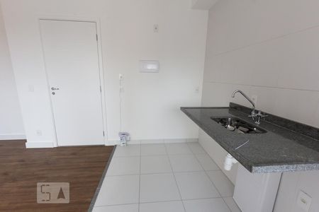 Cozinha de apartamento à venda com 1 quarto, 31m² em Água Branca, São Paulo