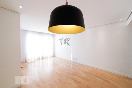 Sala de apartamento para alugar com 3 quartos, 82m² em Parque Residencial Julia, São Paulo