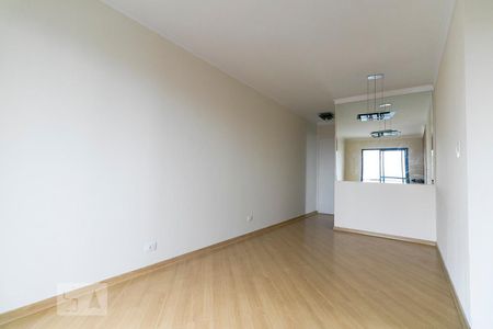 Sala de apartamento para alugar com 2 quartos, 50m² em Vila Bertioga, São Paulo