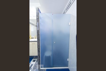 Casa para alugar com 480m², 5 quartos e 6 vagasBanheiro Suíte 5