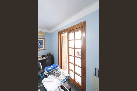 Casa para alugar com 480m², 5 quartos e 6 vagasEscritório