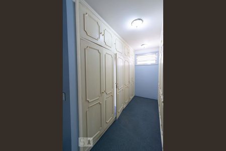 Casa para alugar com 480m², 5 quartos e 6 vagasSuíte 5 Closet