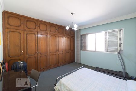 Casa para alugar com 480m², 5 quartos e 6 vagasSuíte 3