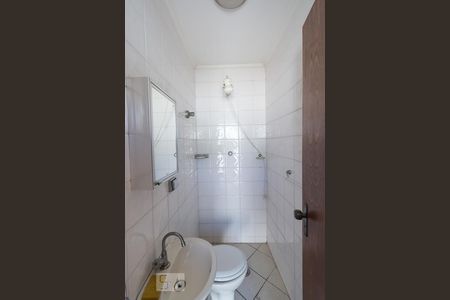 Casa para alugar com 480m², 5 quartos e 6 vagasBanheiro Edícula