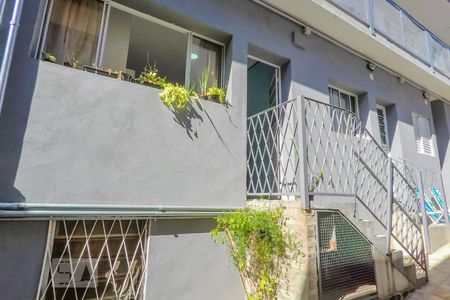 Entrada de kitnet/studio para alugar com 1 quarto, 22m² em Vila Monumento, São Paulo