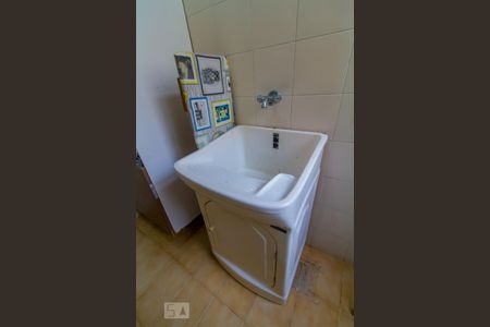 Apartamento para alugar com 62m², 2 quartos e 1 vagaÁrea de Serviço