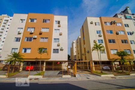 Apartamento para alugar com 62m², 2 quartos e 1 vagaFachada do Condomínio