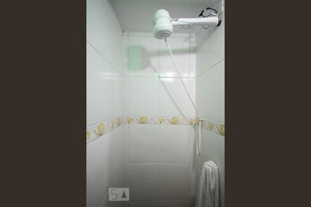 Detalhe do banheiro de apartamento para alugar com 1 quarto, 72m² em Jardim Londrina, São Paulo