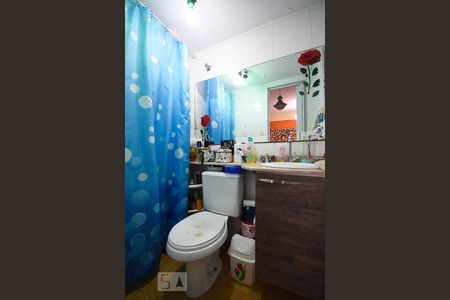 Banheiro de apartamento para alugar com 1 quarto, 72m² em Jardim Londrina, São Paulo