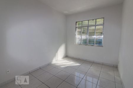 Apartamento para alugar com 4 quartos, 76m² em Penha, Rio de Janeiro