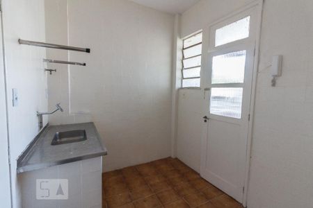 Apartamento para alugar com 76m², 4 quartos e sem vaga Apartamento para alugar com 76m², 4 quartos e sem vagaCozinha