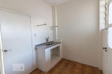 Apartamento para alugar com 76m², 4 quartos e sem vaga Apartamento para alugar com 76m², 4 quartos e sem vagaCozinha