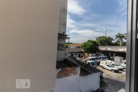 Apartamento para alugar com 76m², 4 quartos e sem vaga Apartamento para alugar com 76m², 4 quartos e sem vagaVista do Quarto 3