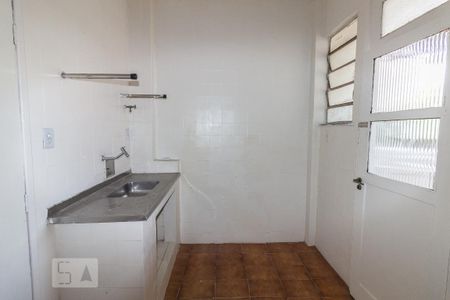 Apartamento para alugar com 76m², 4 quartos e sem vaga Apartamento para alugar com 76m², 4 quartos e sem vagaCozinha