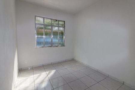 Quarto 1 de apartamento para alugar com 4 quartos, 76m² em Penha, Rio de Janeiro
