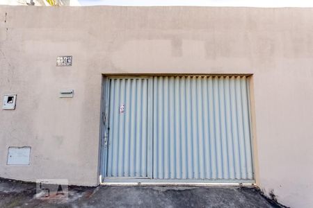 Casa para alugar com 370m², 2 quartos e 6 vagasFachada 