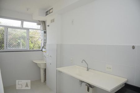 Apartamento para alugar com 48m², 2 quartos e sem vagaCozinha e Área de Serviço