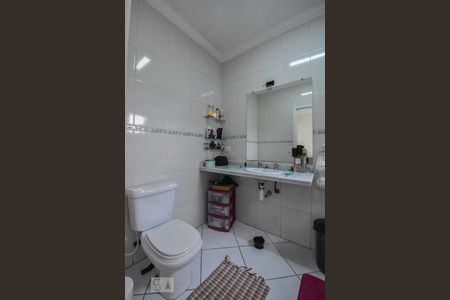 Casa para alugar com 210m², 3 quartos e 4 vagas Casa para alugar com 210m², 3 quartos e 4 vagasBanheiro Suíte 01