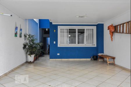 Garagem de casa para alugar com 3 quartos, 210m² em Vila São Pedro, São Paulo