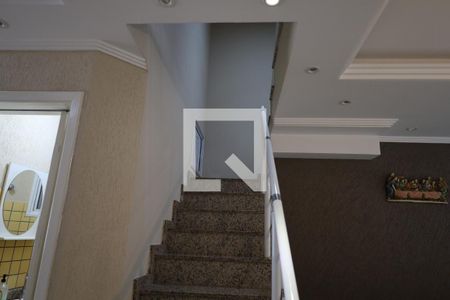 Casa para alugar com 3 quartos, 210m² em Vila São Pedro, São Paulo