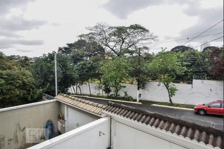 Casa para alugar com 210m², 3 quartos e 4 vagas Casa para alugar com 210m², 3 quartos e 4 vagasVista