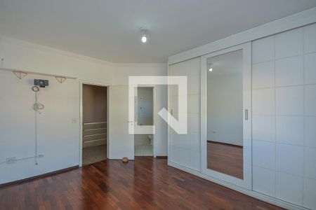 Suíte 1 de casa para alugar com 3 quartos, 210m² em Vila São Pedro, São Paulo
