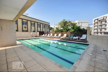 Apartamento para alugar com 97m², 3 quartos e 1 vagaÁrea comum - Piscina