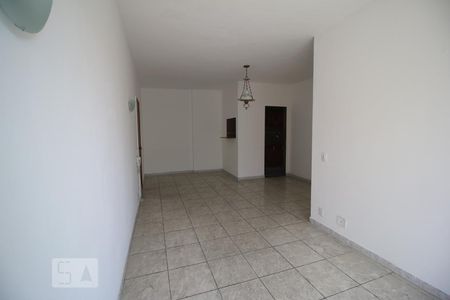 Sala de apartamento para alugar com 3 quartos, 97m² em Tanque, Rio de Janeiro