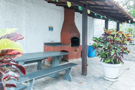 Apartamento para alugar com 55m², 2 quartos e 1 vaga Apartamento para alugar com 55m², 2 quartos e 1 vagaChurrasqueira