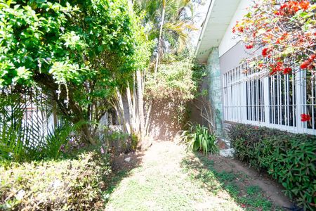 Casa à venda com 500m², 3 quartos e 3 vagasGaragem Frente