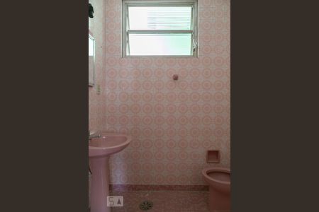 Apartamento à venda com 64m², 2 quartos e sem vagaBanheiro