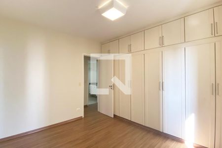 Suíte  de apartamento para alugar com 4 quartos, 117m² em Alphaville Industrial, Barueri