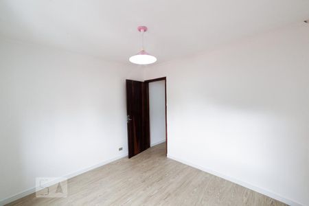 Casa para alugar com 127m², 3 quartos e 2 vagasQuarto 2