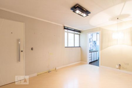 Apartamento para alugar com 75m², 3 quartos e 1 vagaSala