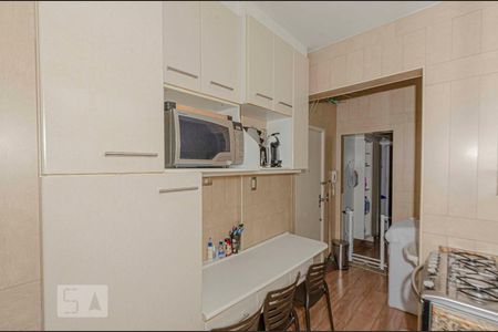 Apartamento para alugar com 65m², 2 quartos e 1 vagaCozinha