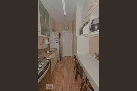 Apartamento para alugar com 65m², 2 quartos e 1 vagaCozinha